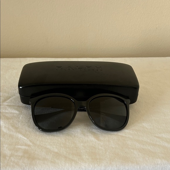 RALPH LAUREN Black Sunglasses - Picture 10 of 13